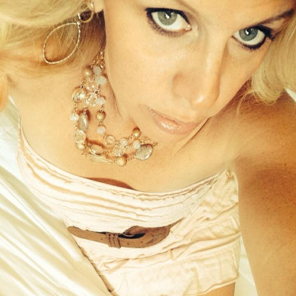 Meet your Posher, Colleen